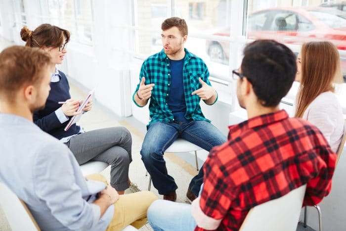What Should One Expect From Opting An Intensive Outpatient Treatment Program?